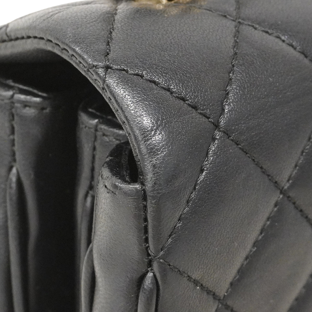 【6fa1506】シャネル ショルダーバッグ マトラッセ チェーンショルダー ラムスキン ブラック ゴールド金具 2wayバッグ【中古】レディース