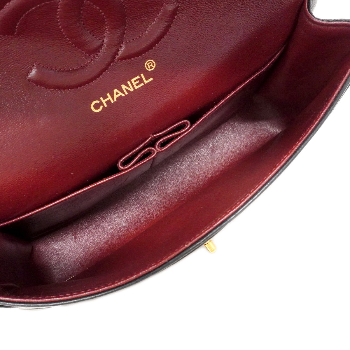 【6fa1507】シャネル ショルダーバッグ マトラッセ Wフラップ Wチェーン ラムスキン ブラック ゴールド金具【中古】レディース