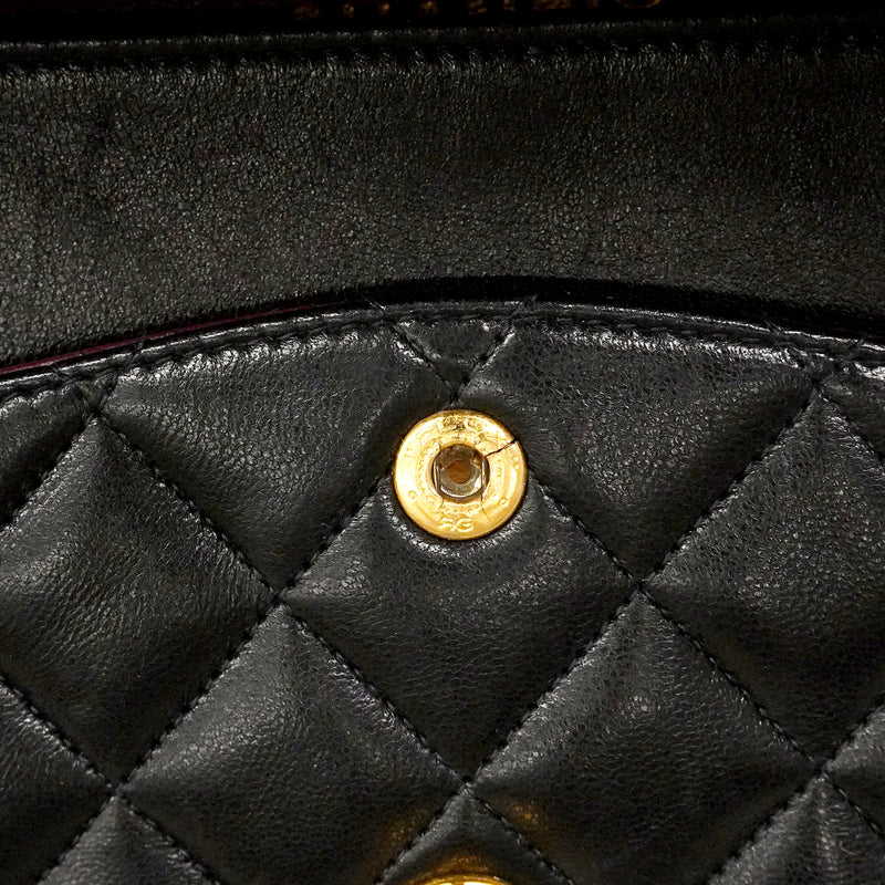 【6fa1542-h】シャネル ショルダーバッグ マトラッセ Wフラップ Wチェーン ラムスキン ブラック ゴールド金具【中古】レディース