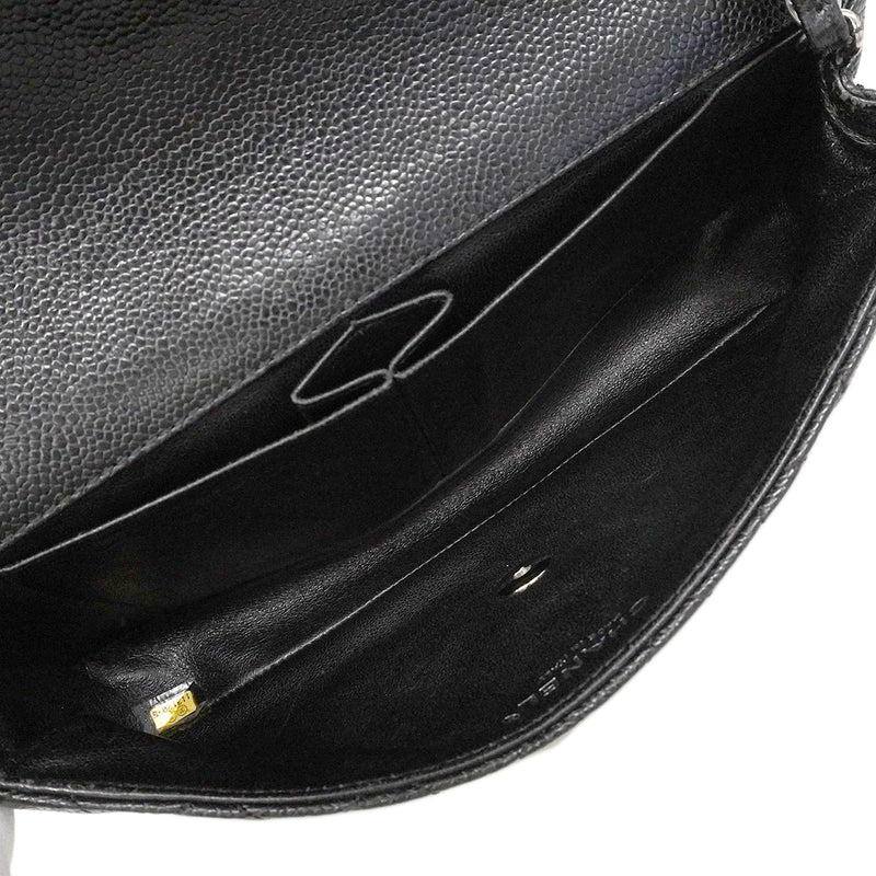 【6fa1546】 ショルダーバッグ マトラッセ チェーンショルダー イーストウエスト キャビアスキン ブラック シルバー金具【中古】レディース