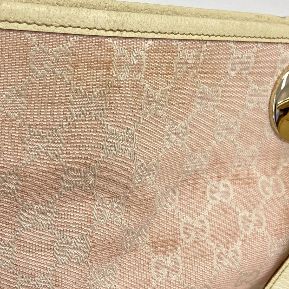 【6fa1559】グッチ ショルダーバッグ GGキャンバス 120841 キャンバス ピンク ホワイト ゴールド金具【中古】レディース