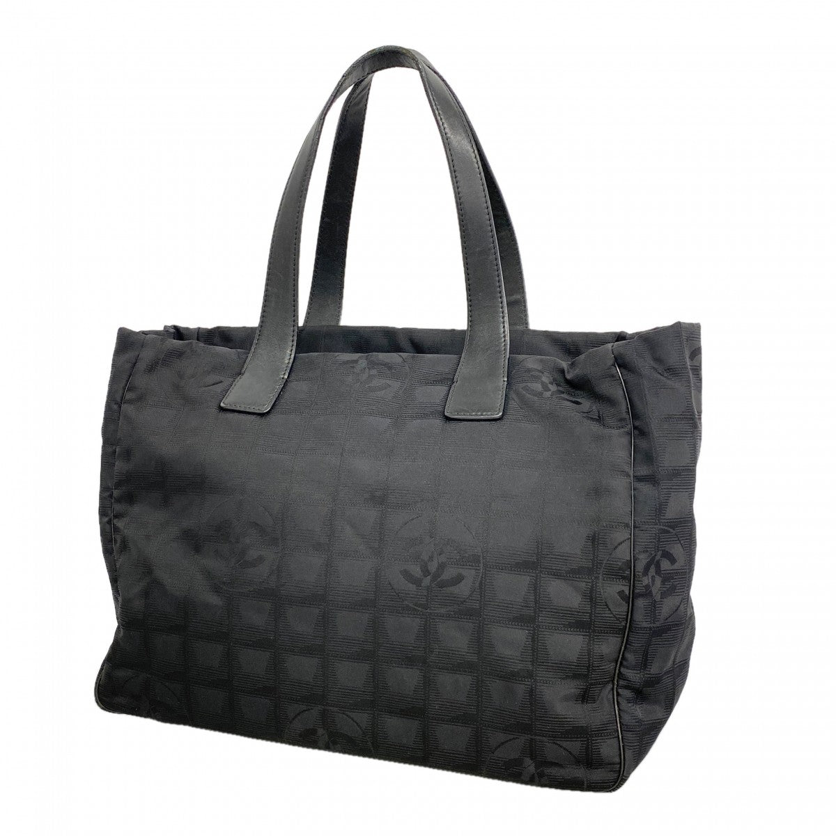 【6fa1560】シャネル トートバッグ ニュートラベル ナイロン ブラック ゴールド金具【中古】レディース