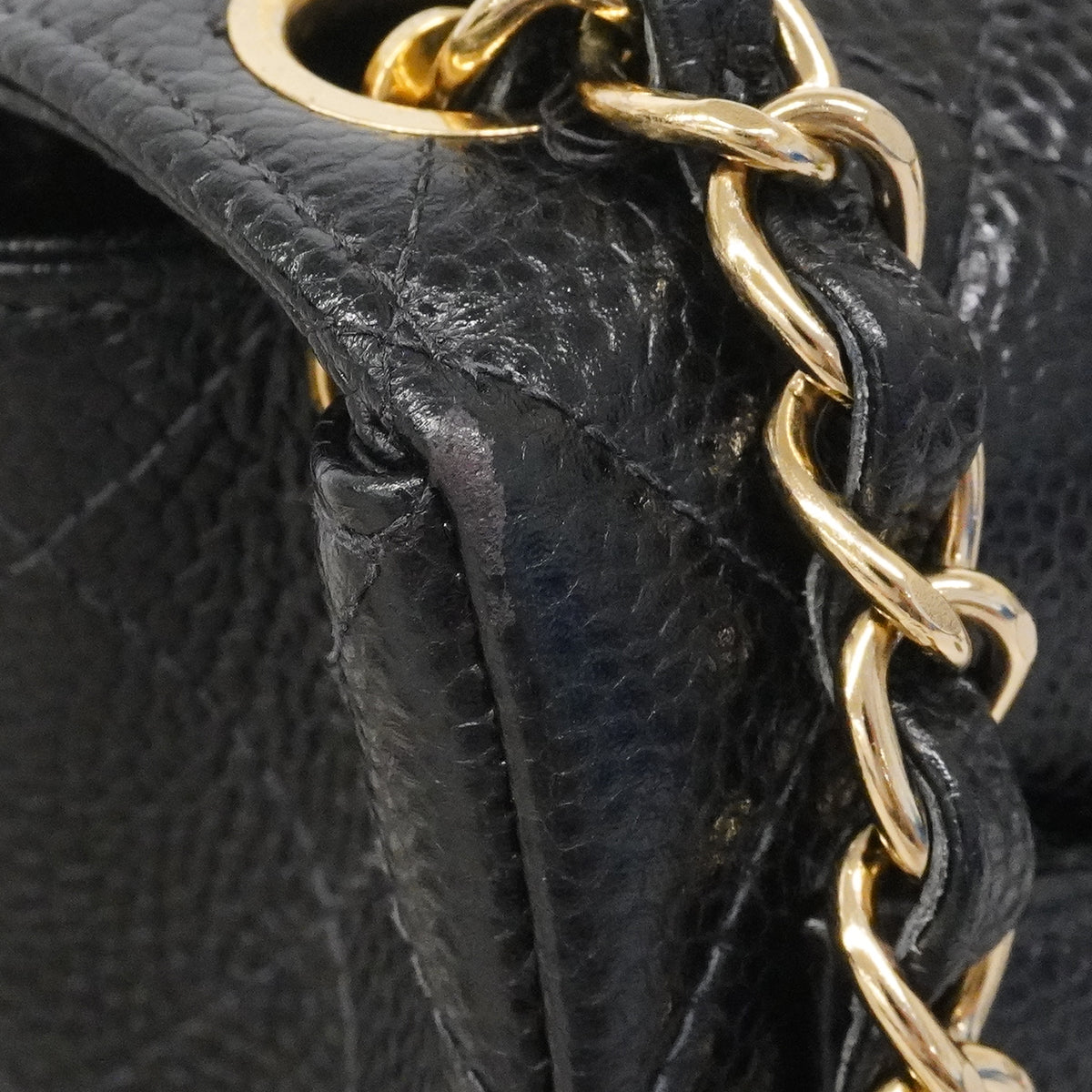 【6fa1625-h】シャネル ショルダーバッグ マトラッセ チェーンショルダー キャビアスキン ブラック ゴールド金具【中古】レディース