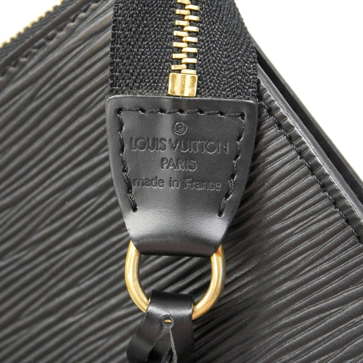 【6fa1734】ルイヴィトン ポーチ エピ ポシェットアクセソワール M52942 ノワール【中古】レディース