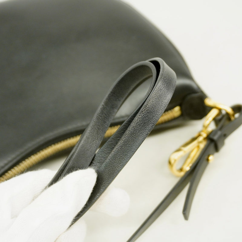 【6fa1787】フェンディ ショルダーバッグ グラフィー レザー ブラック ゴールド金具【中古】レディース