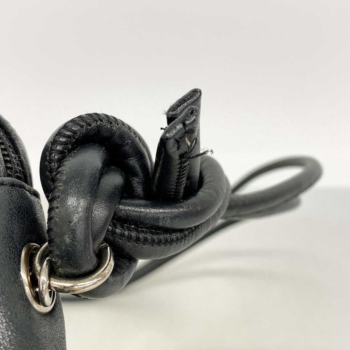 【6fa1810-k】シャネル ショルダーバッグ カンボン ラムスキン ブラック シルバー金具【中古】レディース