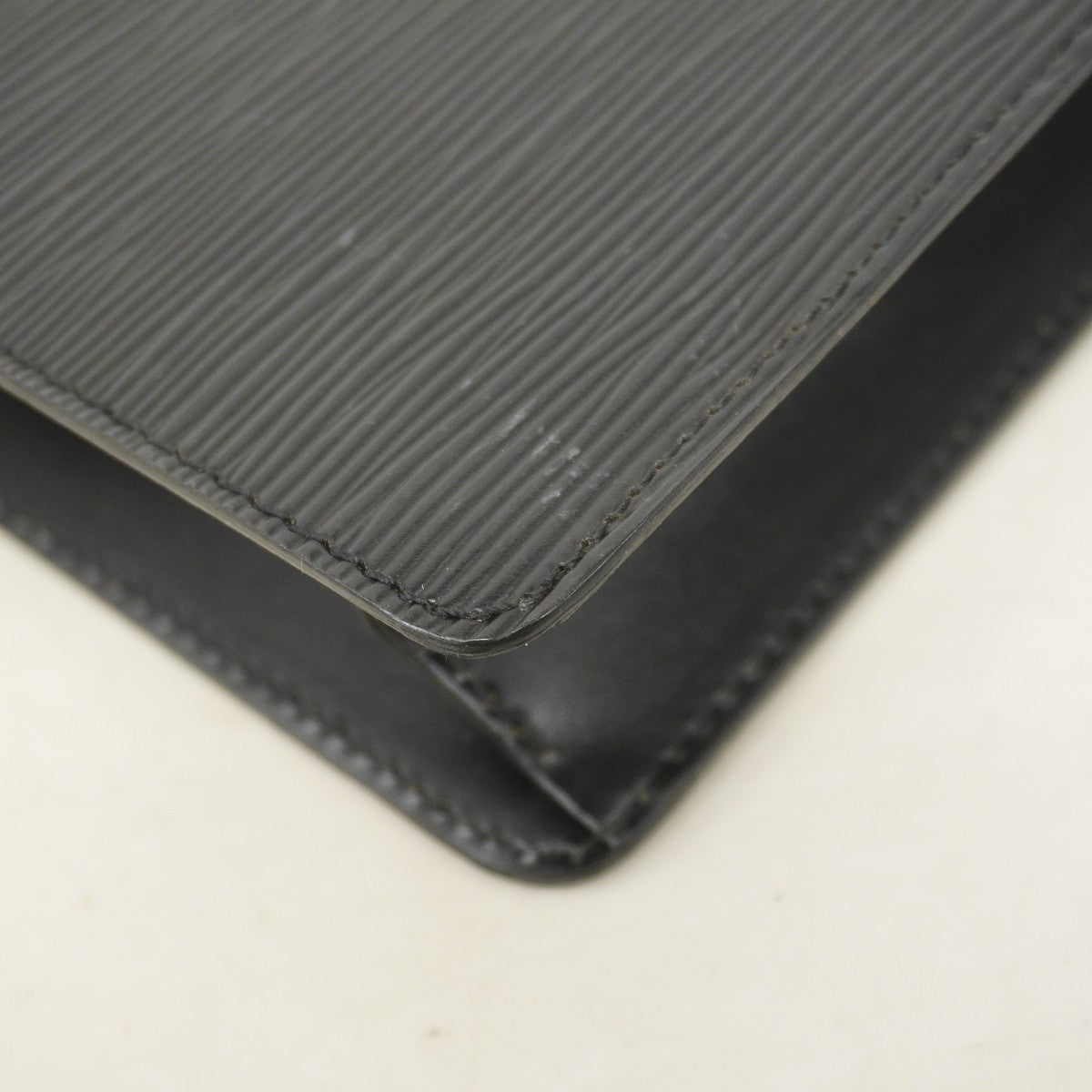 【6fa1840-k】ルイヴィトン クラッチバッグ エピ ポシェットオム M52522 ノワール【中古】メンズ