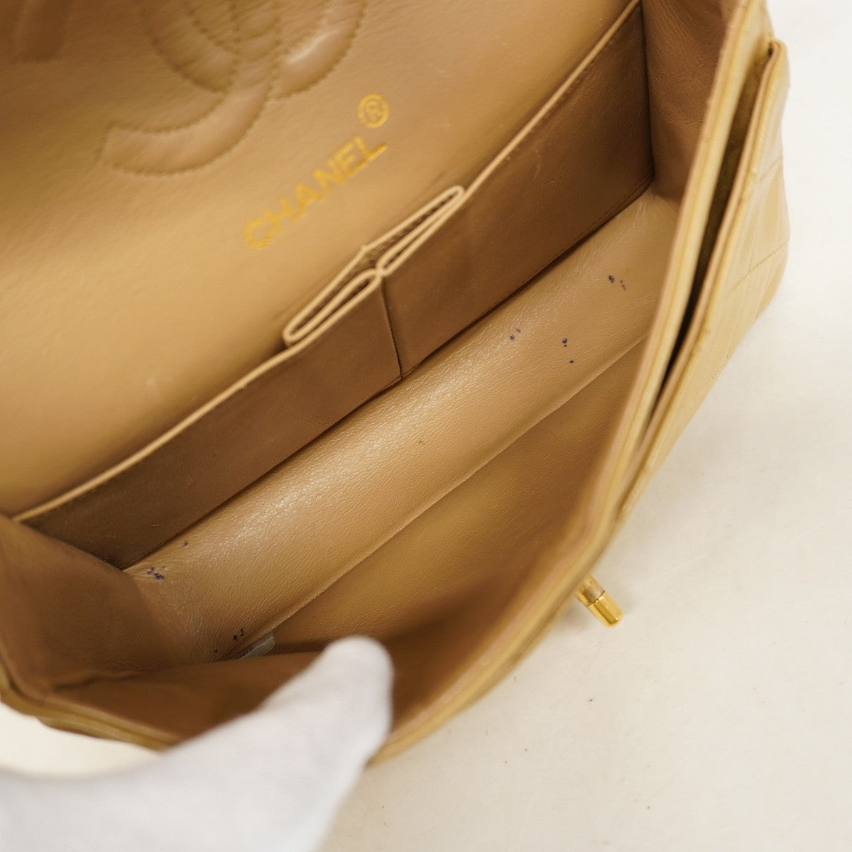 【6fa1871-k】シャネル ショルダーバッグ マトラッセ Wフラップ Wチェーン ラムスキン ベージュ ゴールド金具【中古】レディース