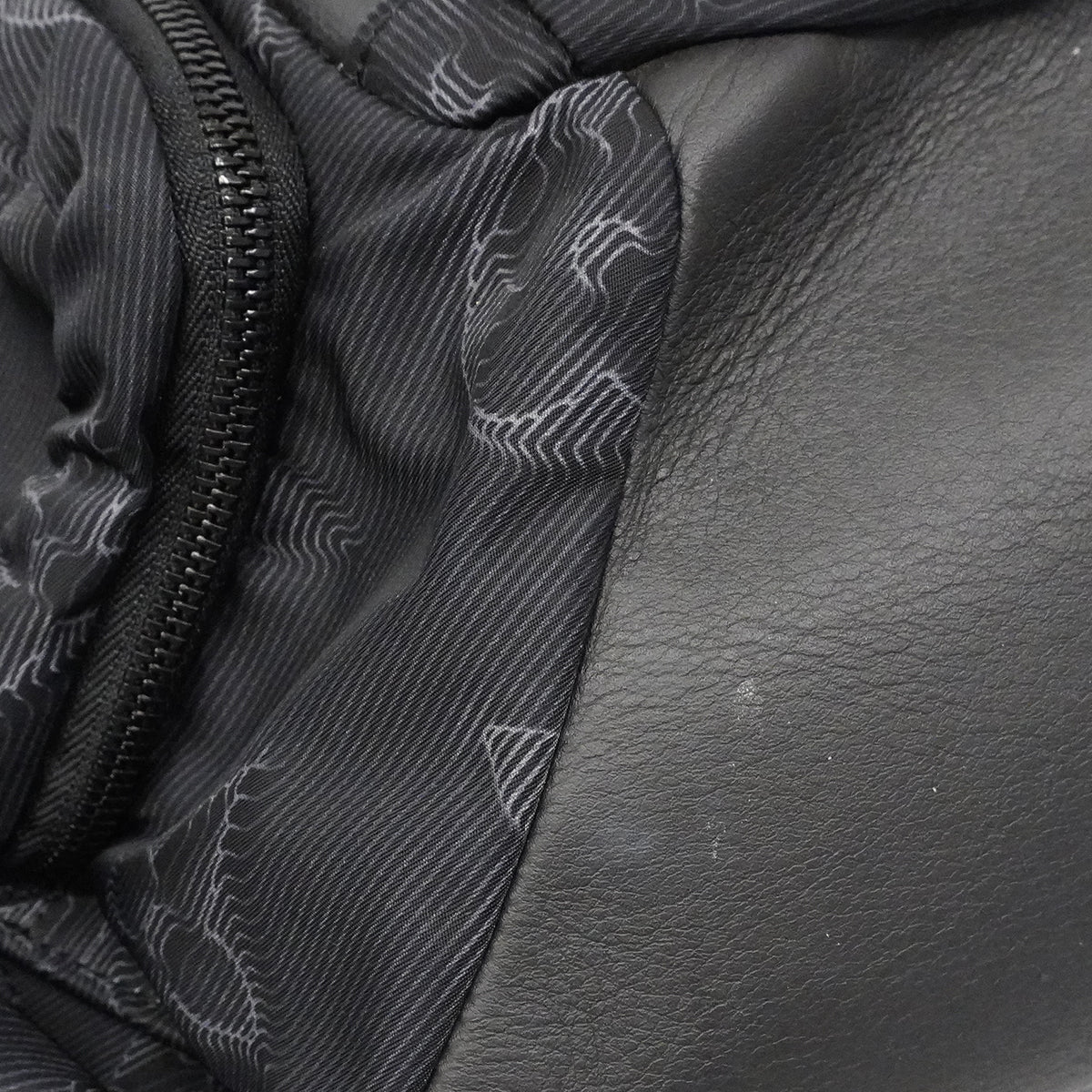 【6fa1923】ルイヴィトン リュック・デイパック LOUIS VUITTON2054 マウンテンバックパック M45603 ブラック【中古】メンズ