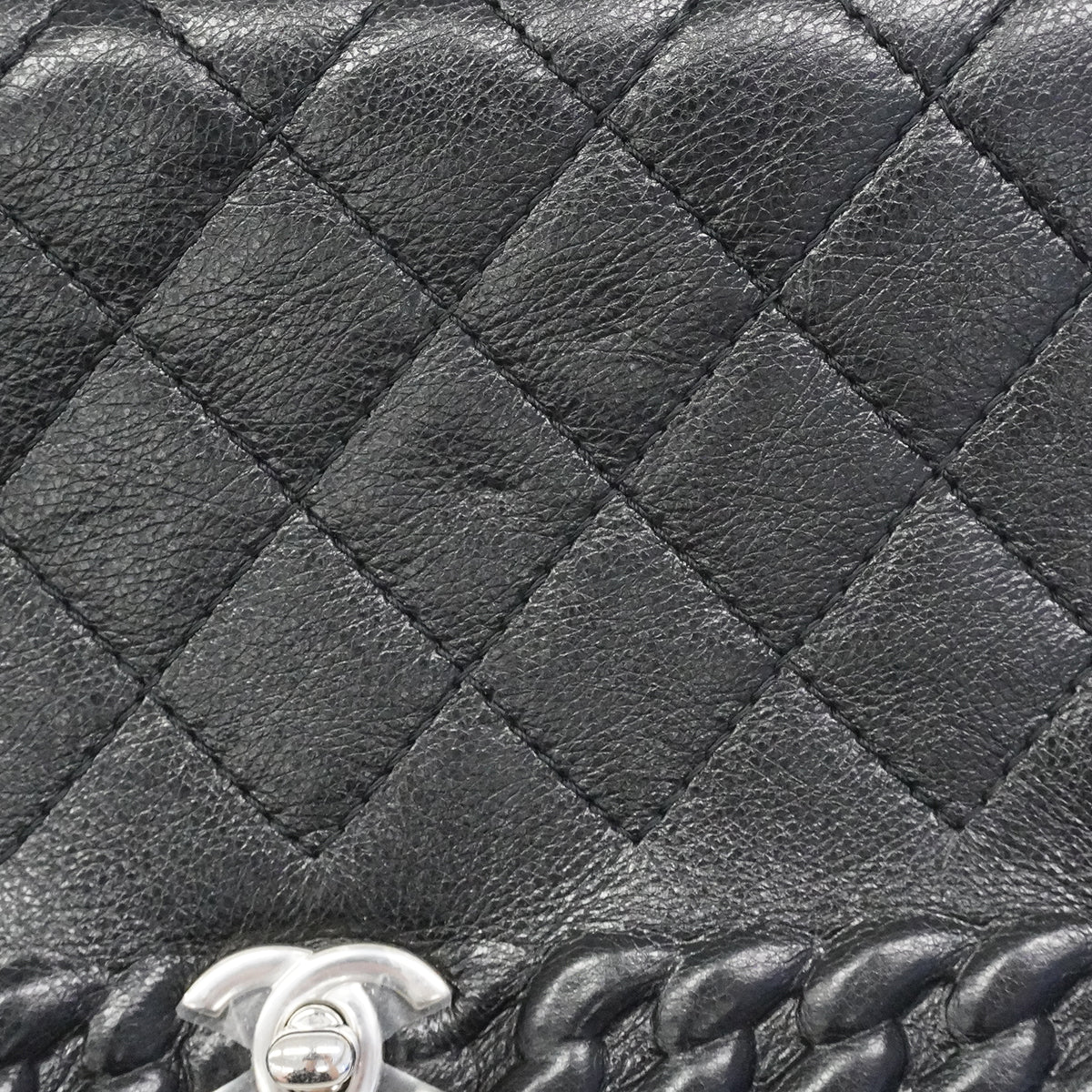 【6fa1935】シャネル ショルダーバッグ マトラッセ チェーンショルダー レザー ブラック シルバー金具【中古】レディース