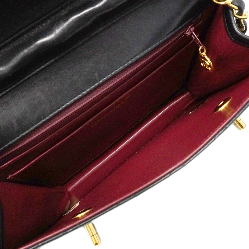 【6fa1945】シャネル ショルダーバッグ マトラッセ チェーンショルダー ラムスキン ブラック ゴールド金具【中古】レディース