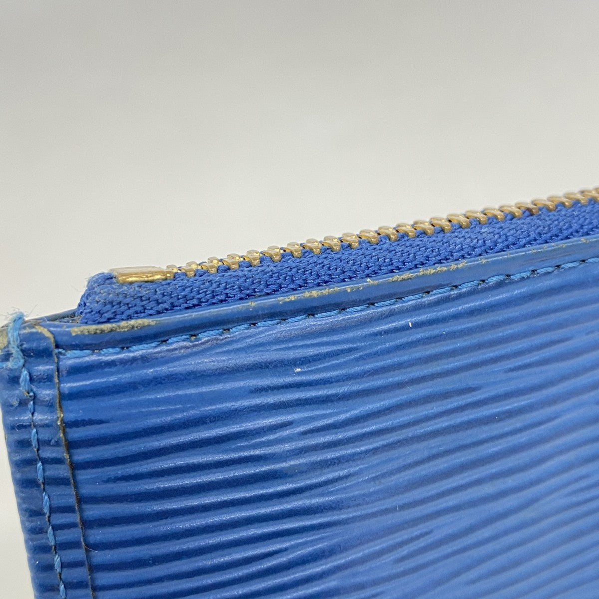【6fb1956】ルイヴィトン コインケース エピ ポシェットクレ M63805 トレドブルー【中古】メンズ レディース ユニセックス