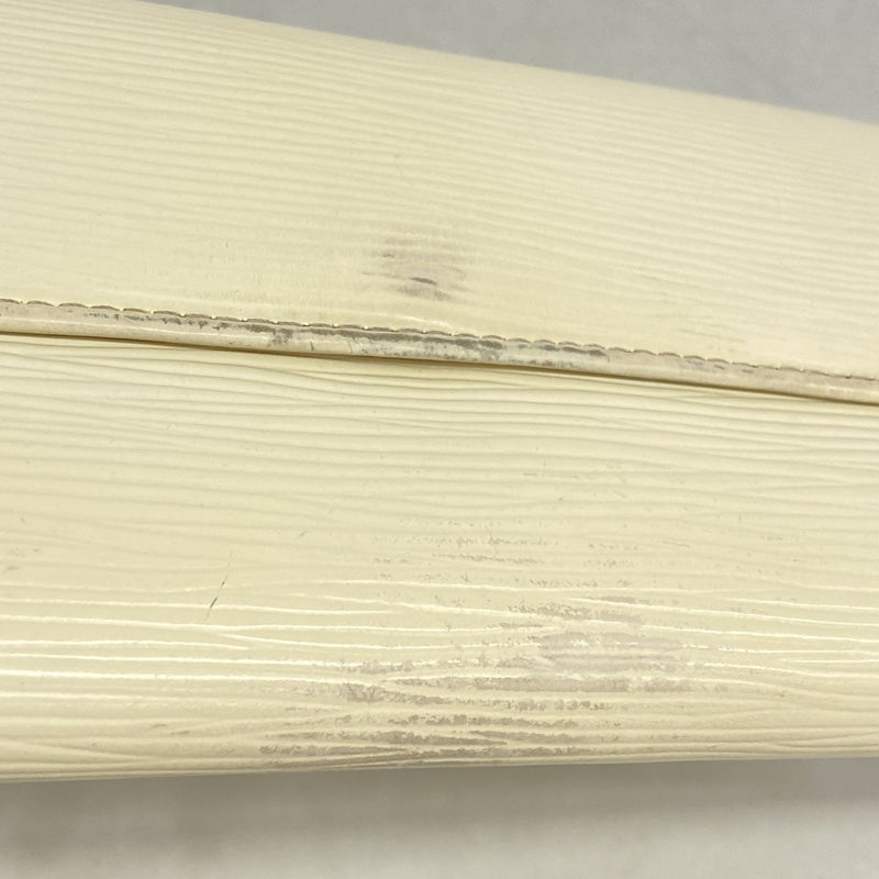 【6fb2005】ルイヴィトン 長財布 エピ ポルトフォイユサラ M6516J イヴォワール【中古】レディース