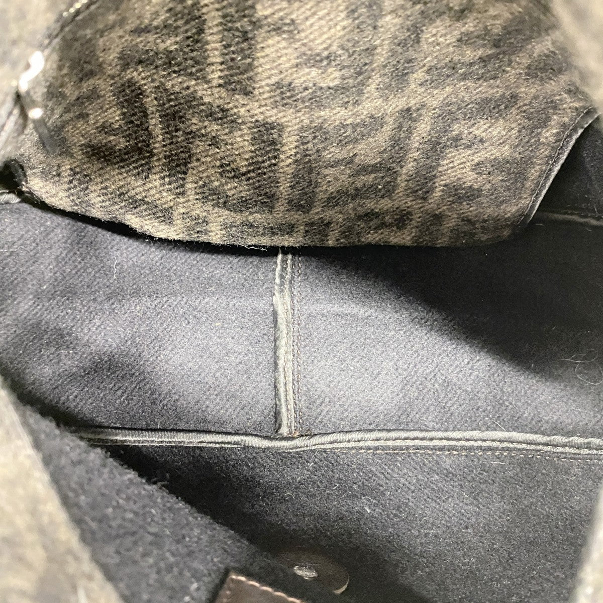 【6fb2008】フェンディ ハンドバッグ ズッカ ウール ブラウン シルバー金具【中古】レディース