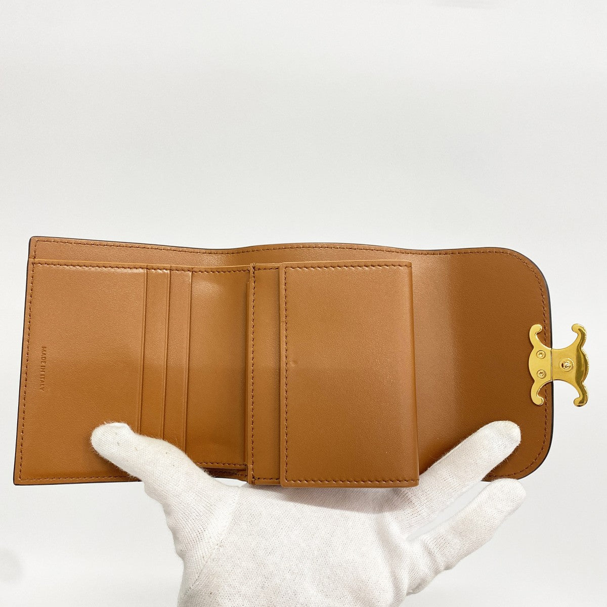 【6fb2020】セリーヌ 三つ折り財布 トリオンフ レザー ブラウン ゴールド金具【中古】レディース