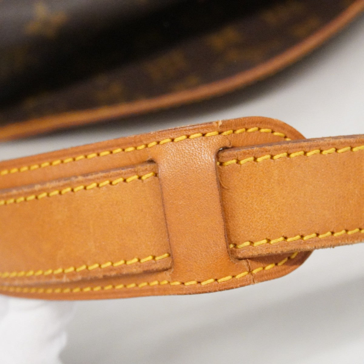 【6fb2072】ルイヴィトン ショルダーバッグ モノグラム ソミュール35 M42254 ブラウン【中古】レディース