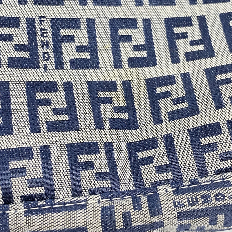【6fb2116】フェンディ ショルダーバッグ ズッキーノ ナイロンキャンバス ネイビー シルバー金具【中古】レディース