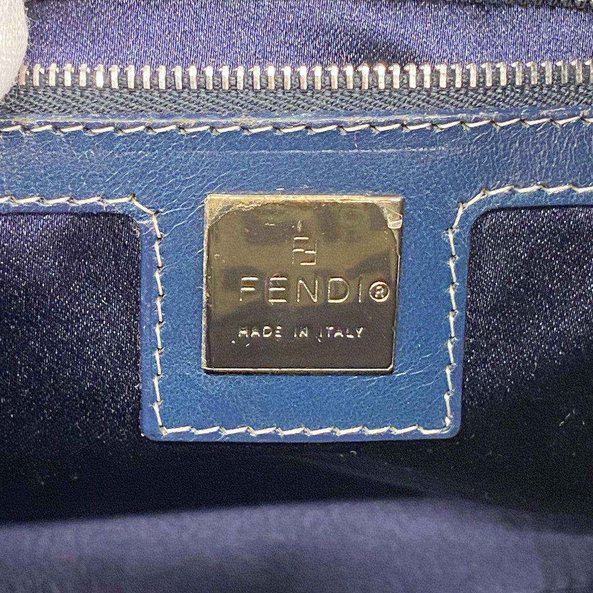 【6fb2116】フェンディ ショルダーバッグ ズッキーノ ナイロンキャンバス ネイビー シルバー金具【中古】レディース