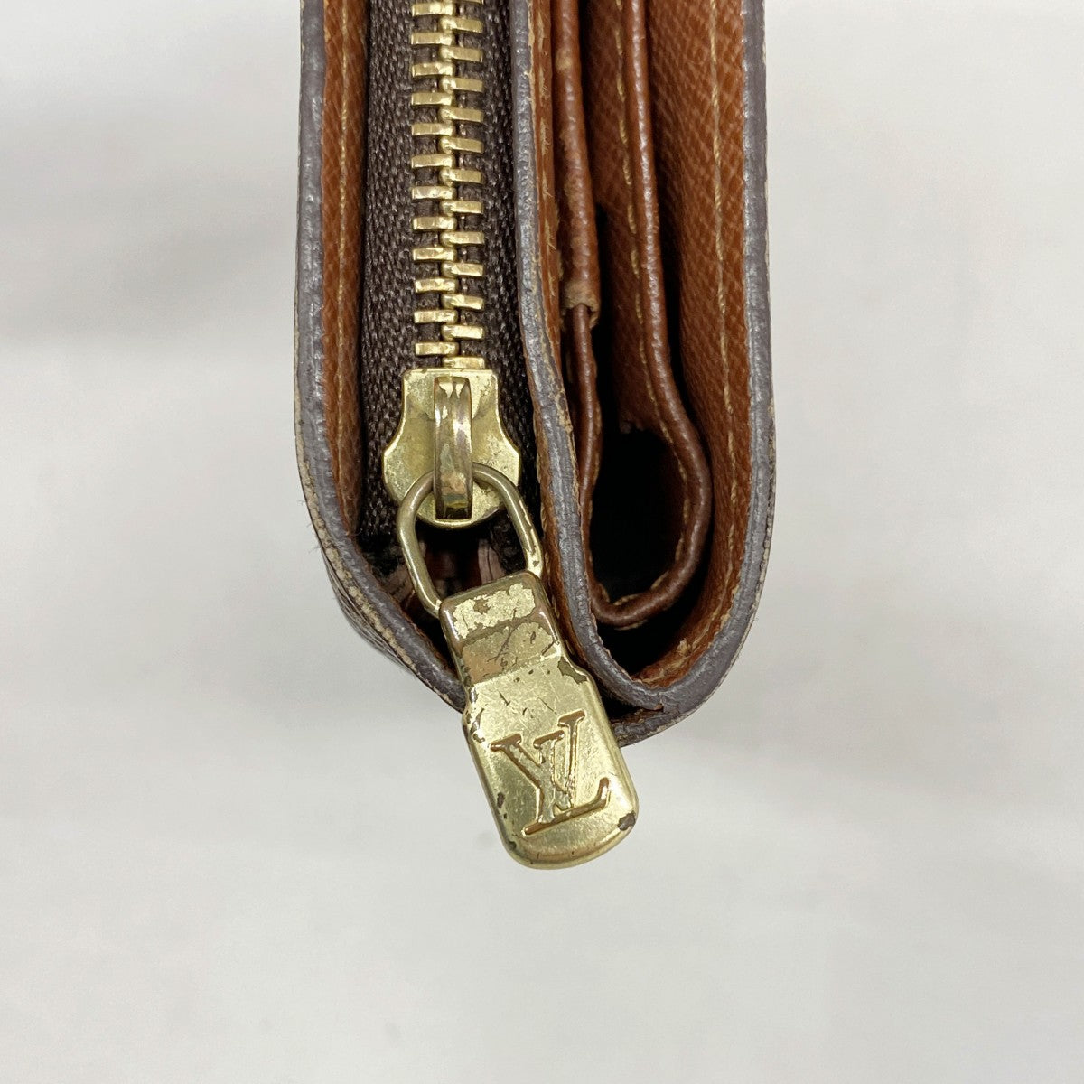 【6fb2122】ルイヴィトン 財布 モノグラム コンパクトジップ M61667 ブラウン【中古】レディース