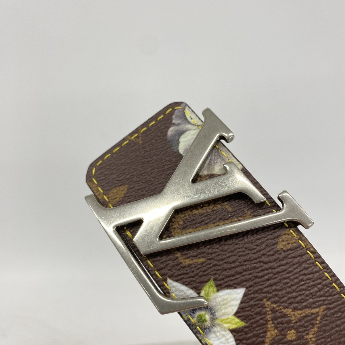 【6fb2142】ルイヴィトン ベルト モノグラム ベルトLVイニシャルモノグラムフラワー40MMリバーシブル M4637 ブラウン【中古】メンズ レディース ユニセックス