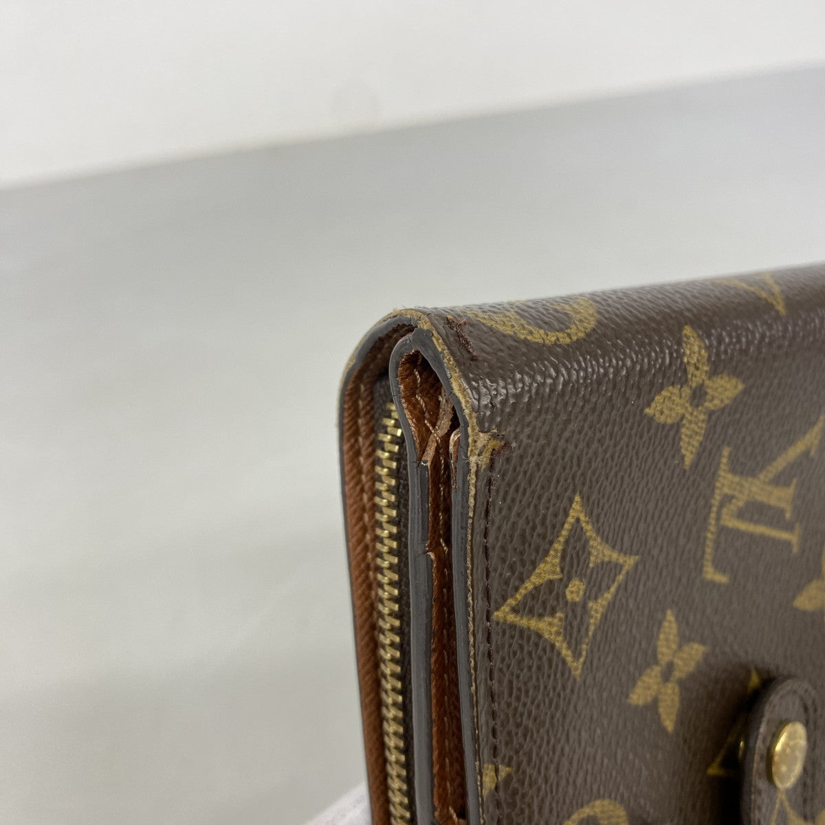 【6fb2145】ルイヴィトン 財布 モノグラム コンパクトジップ M61667 ブラウン【中古】レディース