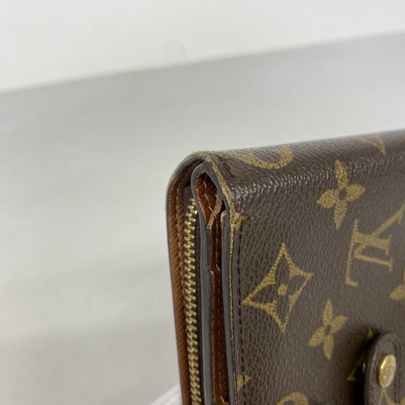 【6fb2145】ルイヴィトン 財布 モノグラム コンパクトジップ M61667 ブラウン【中古】レディース