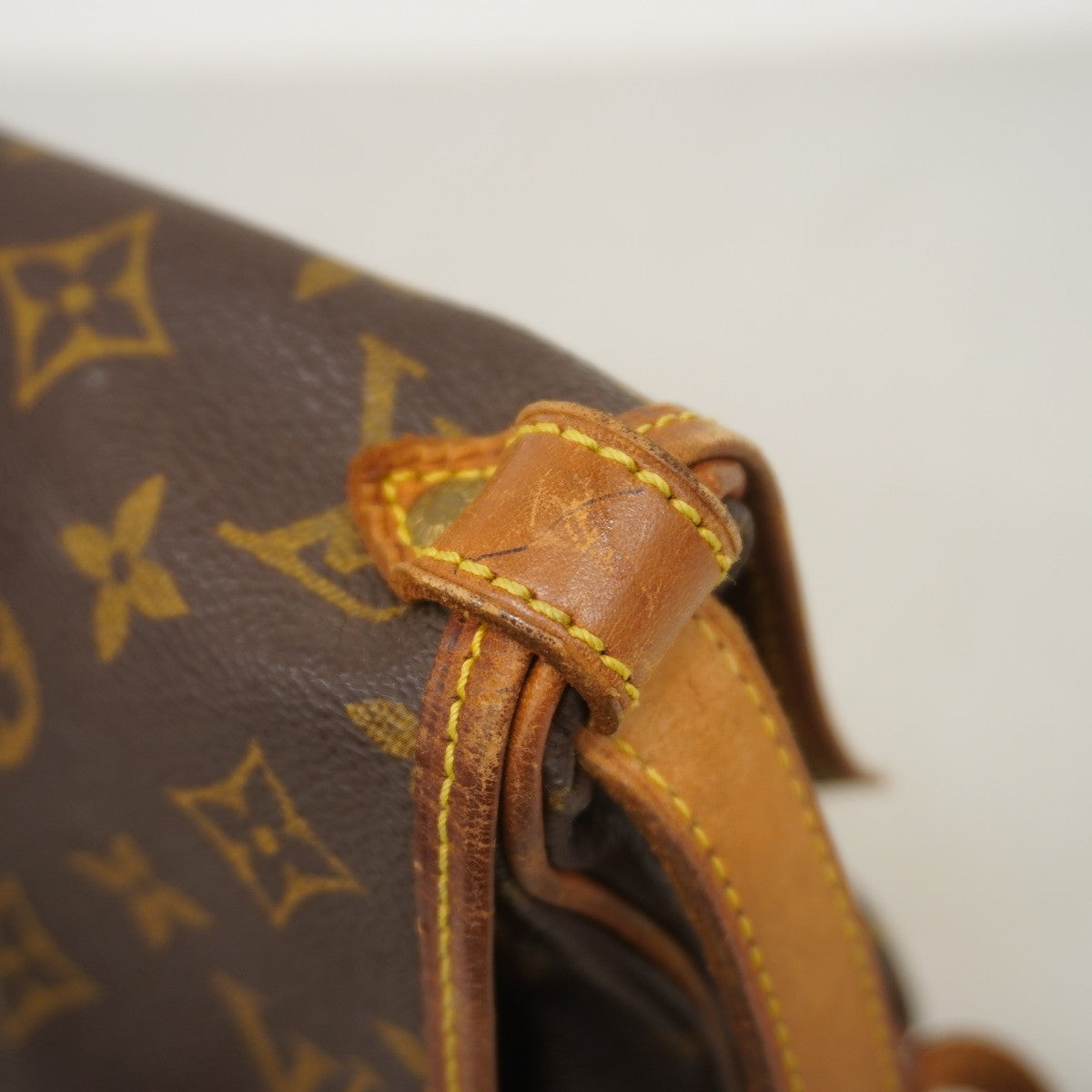 【6fb2178】ルイヴィトン ショルダーバッグ モノグラム ソミュール30 M42256 ブラウン【中古】レディース