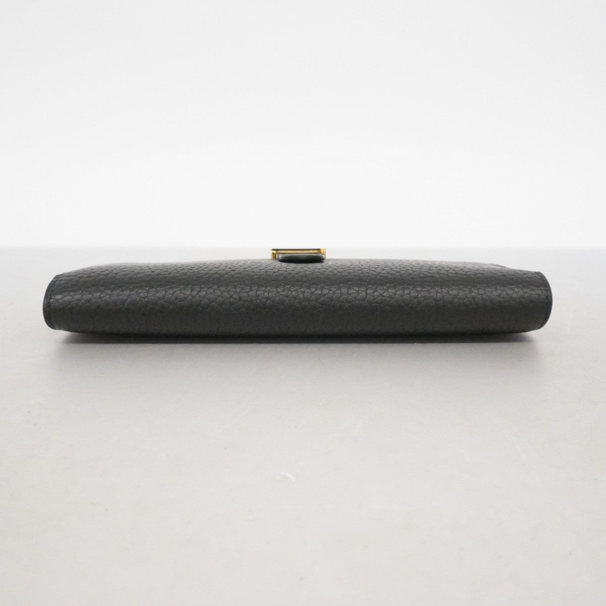 【6fb2248-k】ルイヴィトン 長財布 カプシーヌ/トリヨン LVヴェルティカルウォレット M81330 ノワール【中古】レディース