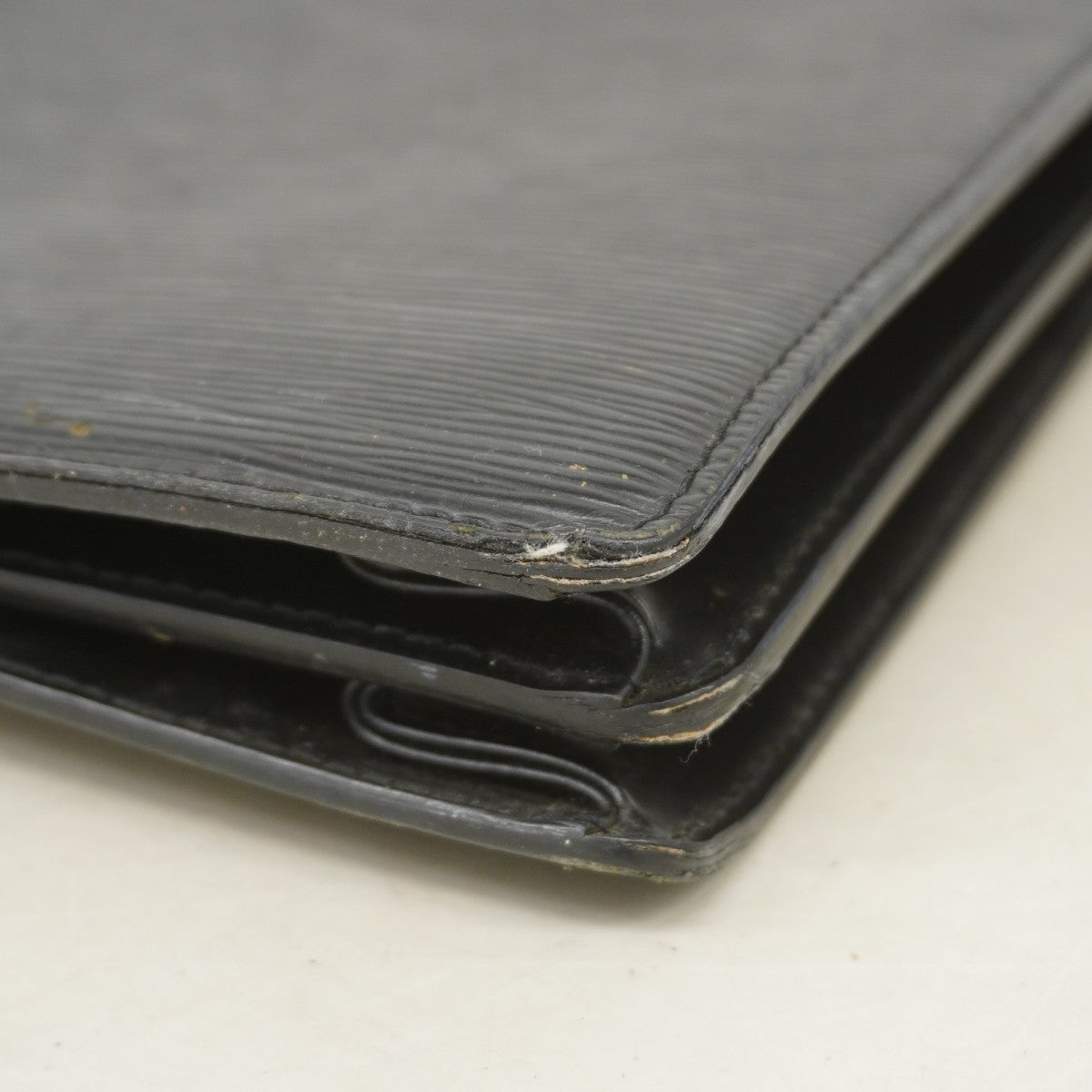 【6fb2270】ルイヴィトン ビジネスバッグ エピ セルヴィエット アンバサダー M54412 ノワール【中古】メンズ