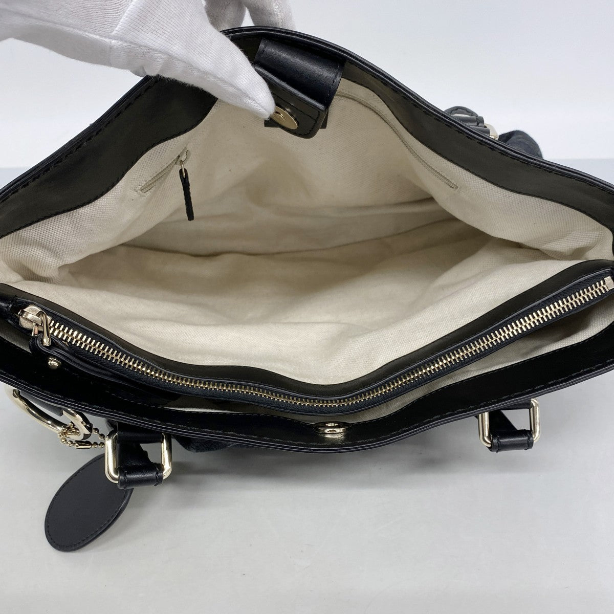 【6fb2294-k】グッチ トートバッグ GGキャンバス スーキー 296835 キャンバス ブラック シャンパンゴールド金具【中古】レディース