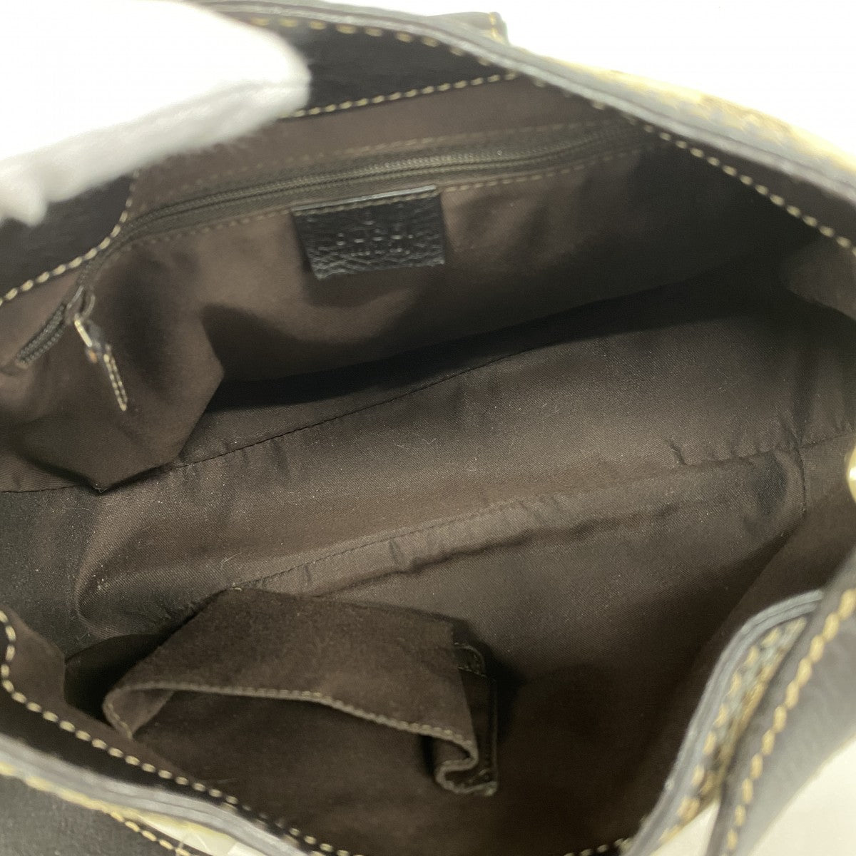 【6fb2295-k】グッチ ショルダーバッグ GGキャンバス/シェリーライン 233608 キャンバス ベージュ シャンパンゴールド金具【中古】レディース