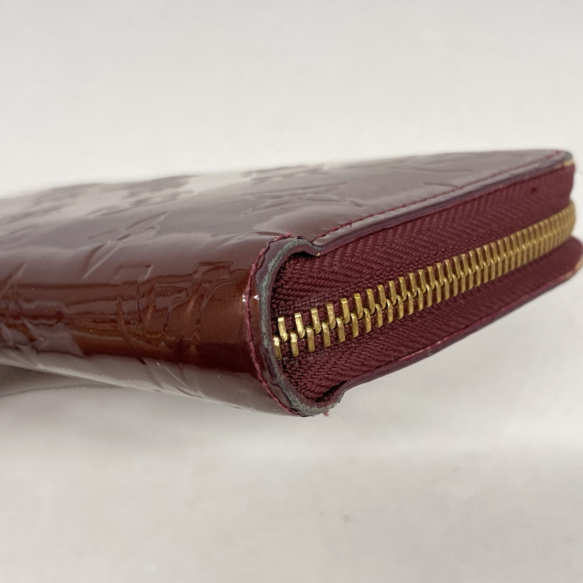 【6fb2298-k】ルイヴィトン 長財布 ヴェルニ ジッピーウォレット M91536 ルージュフォーヴィスト【中古】レディース