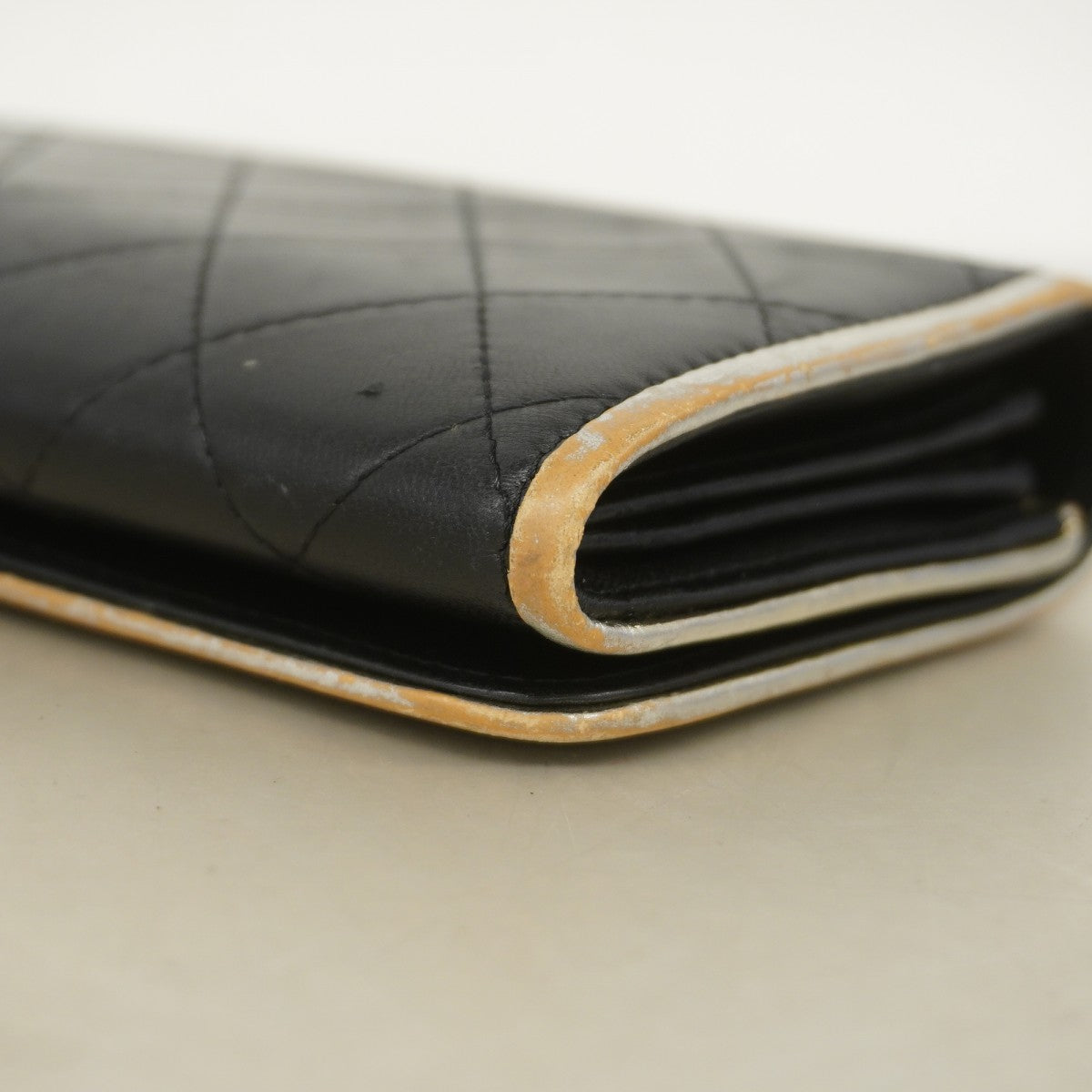 【6fb2340-k】シャネル 長財布 マトラッセ ラムスキン ブラック ゴールド金具【中古】レディース
