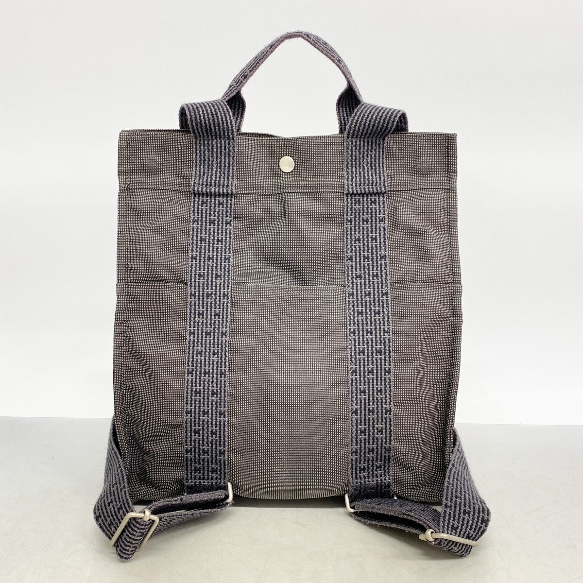 【6fb2407-k】エルメス リュック・デイパック エールラインアドMM キャンバス グレー シルバー金具【中古】メンズ レディース ユニセックス