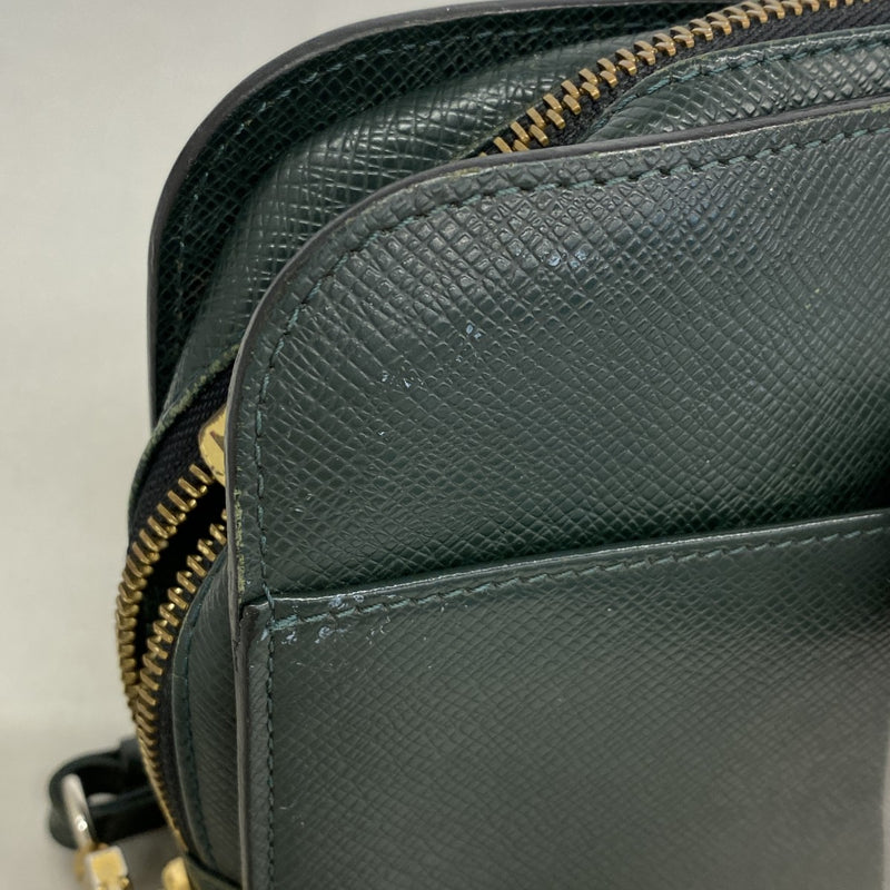 【6fb2456】ルイヴィトン クラッチバッグ タイガ バイカル M30184 エピセア【中古】メンズ