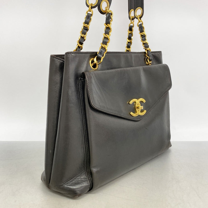 【6fb2479】シャネル ショルダーバッグ ラムスキン ブラック ゴールド金具【中古】レディース