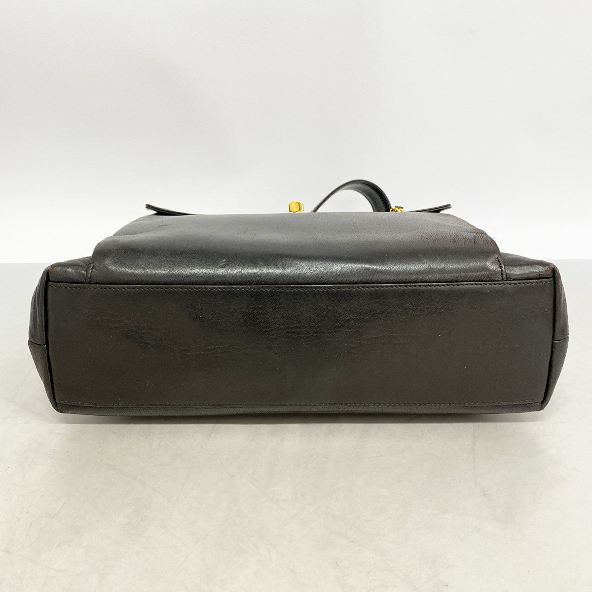 【6fb2479】シャネル ショルダーバッグ ラムスキン ブラック ゴールド金具【中古】レディース