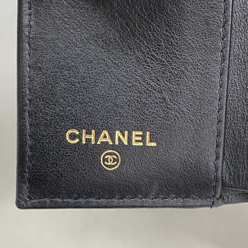 【6fb2480】シャネル 三つ折り財布 ボーイシャネル キャビアスキン ブラック ゴールド金具【中古】レディース