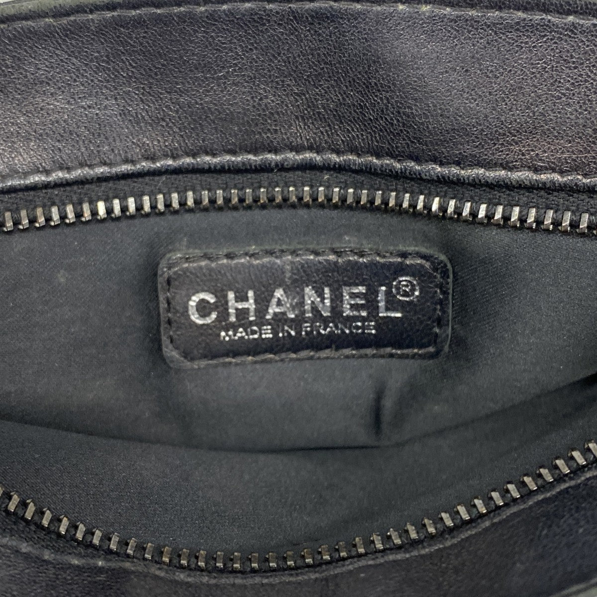【6fb2481-k】シャネル ポーチ ニュートラベル ナイロン ブラック【中古】レディース
