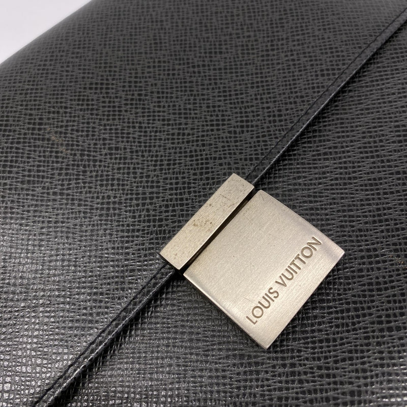 【6fb2485-k】ルイヴィトン クラッチバッグ タイガ セレンガ M30782 アルドワーズ【中古】メンズ