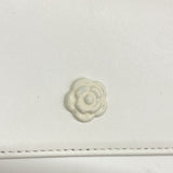 【6fb2513】シャネル ポーチ カメリア ラムスキン ホワイト シルバー金具【中古】レディース