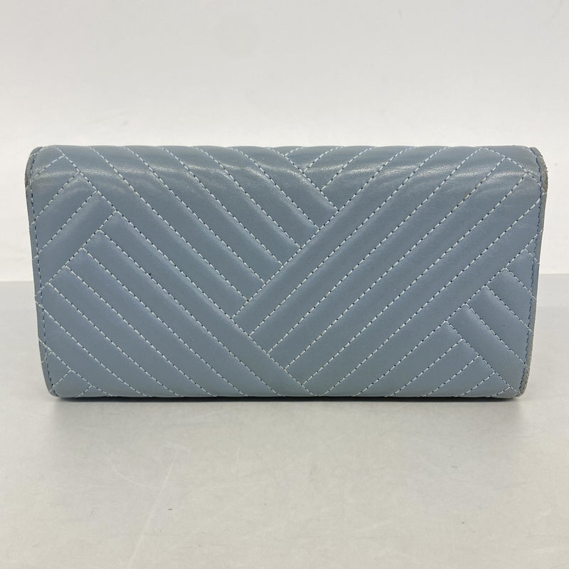 【6fb2538-k】シャネル 長財布 ラムスキン ブルー シルバー金具【中古】レディース
