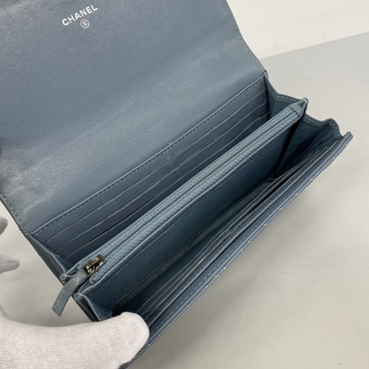 【6fb2538-k】シャネル 長財布 ラムスキン ブルー シルバー金具【中古】レディース