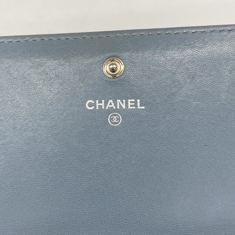 【6fb2538-k】シャネル 長財布 ラムスキン ブルー シルバー金具【中古】レディース