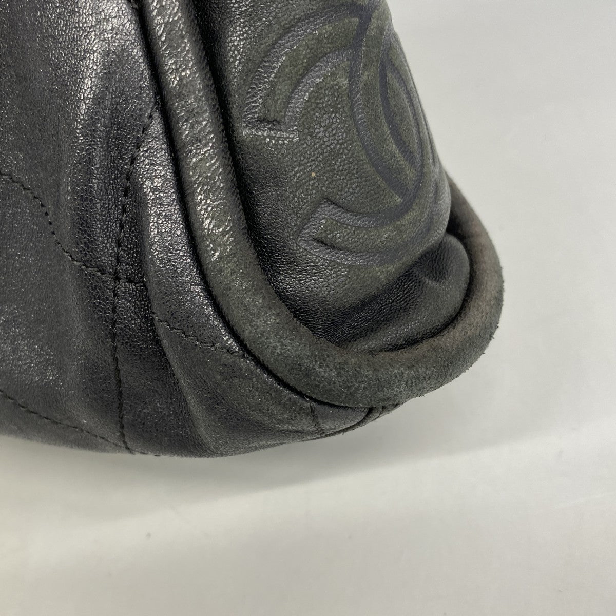 【6fb2547-k】シャネル ショルダーバッグ マトラッセ チェーンショルダー ラムスキン ブラック シルバー金具【中古】レディース