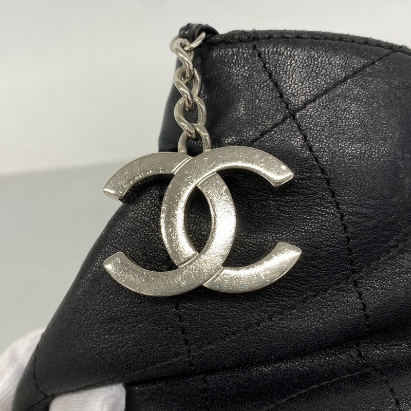 【6fb2547-k】シャネル ショルダーバッグ マトラッセ チェーンショルダー ラムスキン ブラック シルバー金具【中古】レディース