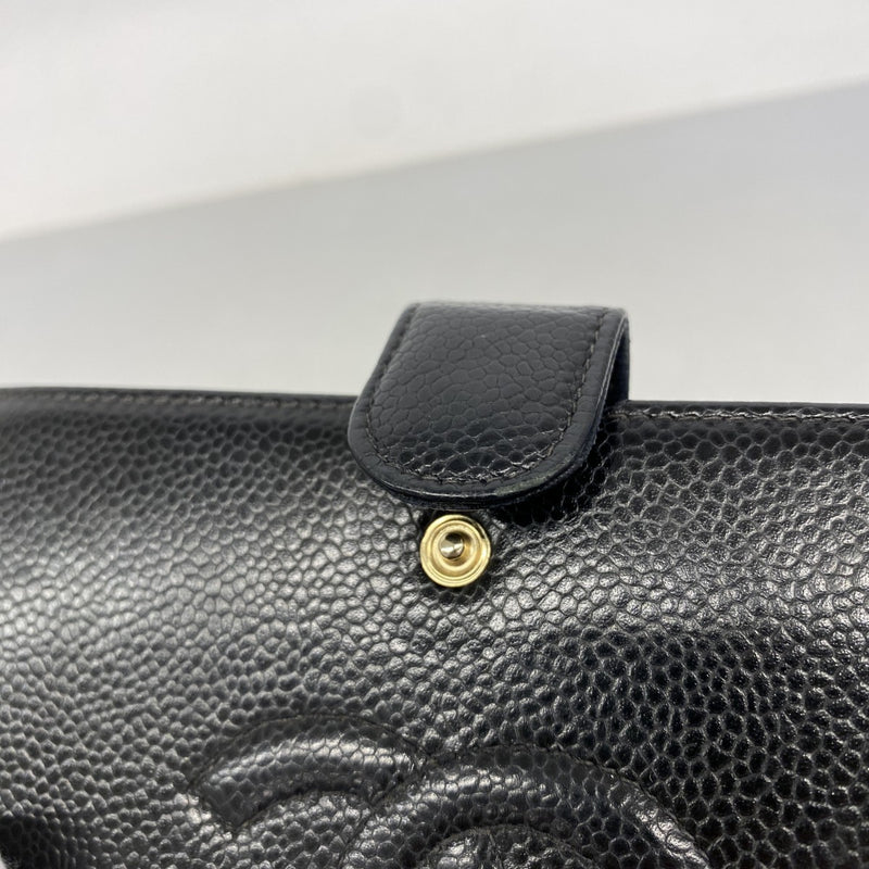 【6fb2548-k】シャネル 長財布 キャビアスキン ブラック ゴールド金具【中古】レディース