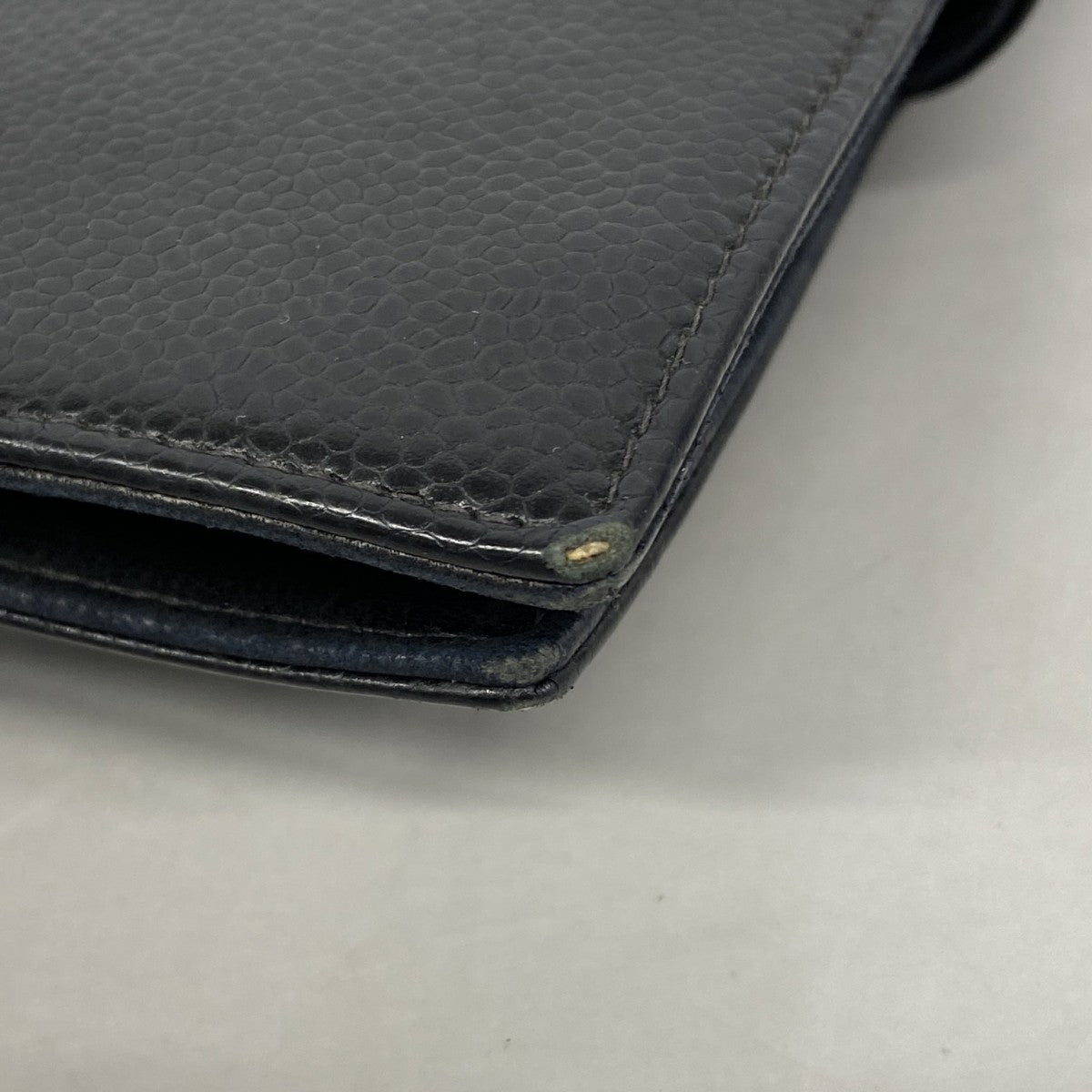 【6fb2548-k】シャネル 長財布 キャビアスキン ブラック ゴールド金具【中古】レディース