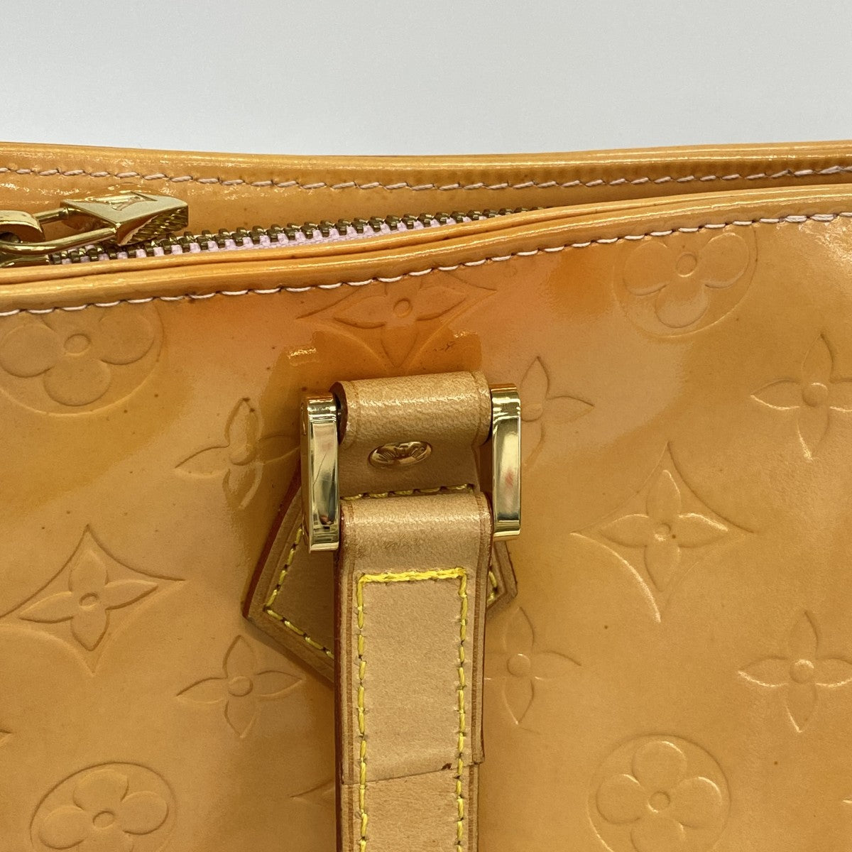 【6fb2553】ルイヴィトン トートバッグ ヴェルニ ヒューストン M91054 ローズ【中古】レディース