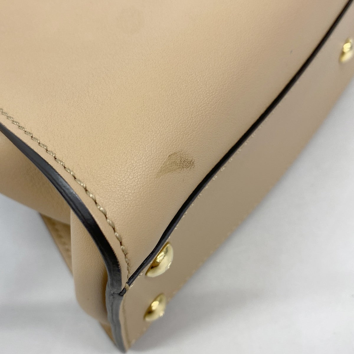 【6fb2611】フェンディ ハンドバッグ ピーカブー レザー ベージュ ゴールド金具 2wayバッグ【中古】レディース